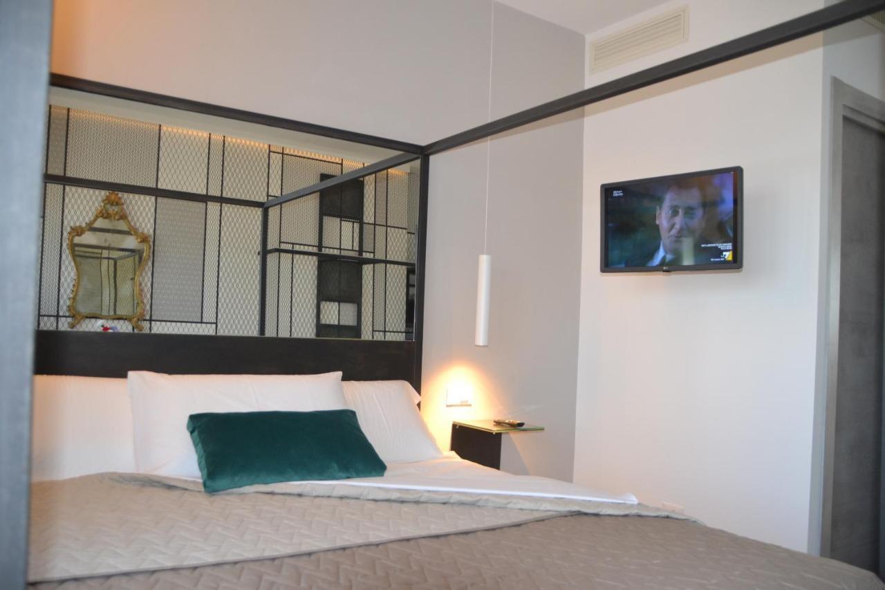 5-Rooms Apartment โรม ภายนอก รูปภาพ